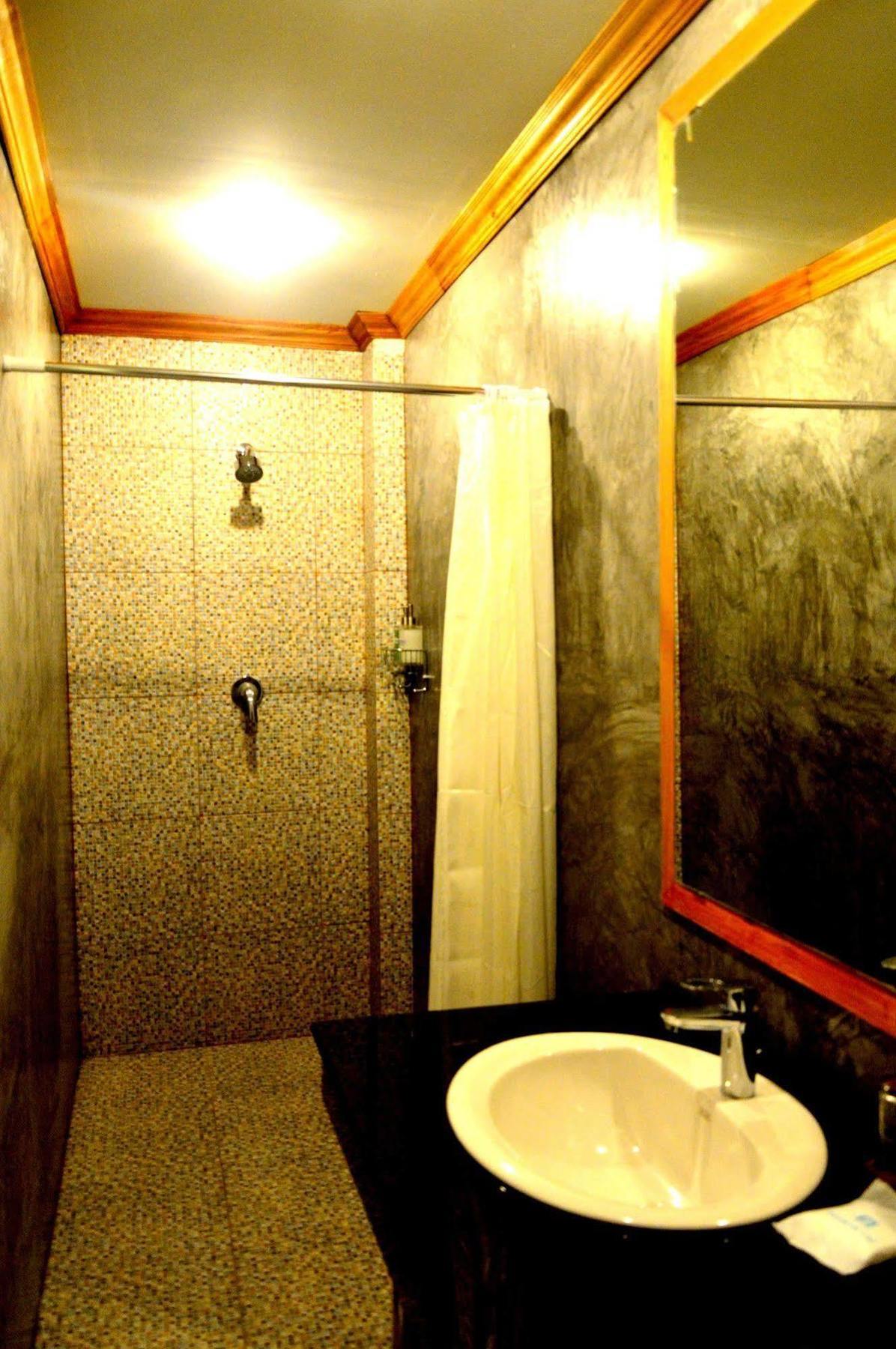 Chaphone Guesthouse Phuket Εξωτερικό φωτογραφία