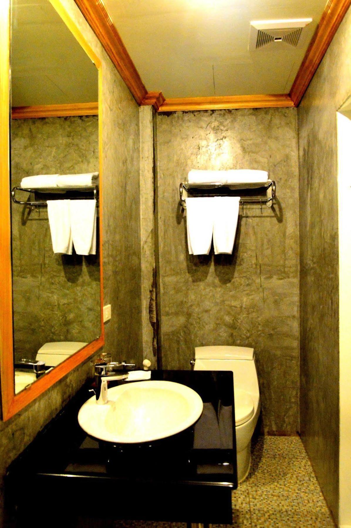 Chaphone Guesthouse Phuket Εξωτερικό φωτογραφία